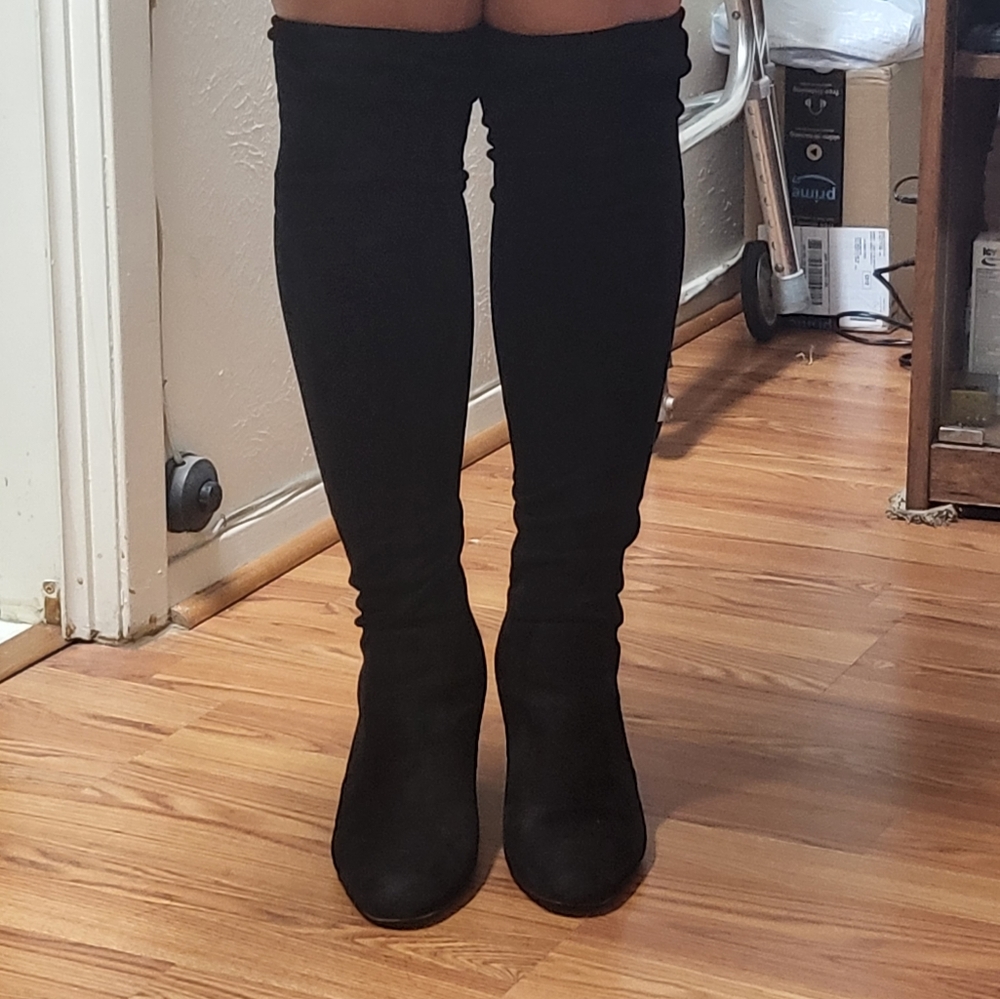 Used black over the knee suede boots